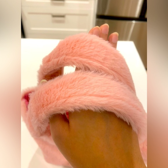 🎀🩷🧸 New Cute 🩷 My Melody Faux Fur Small Tote Bag 🧸🩷🎀 - Picture 9 of 11